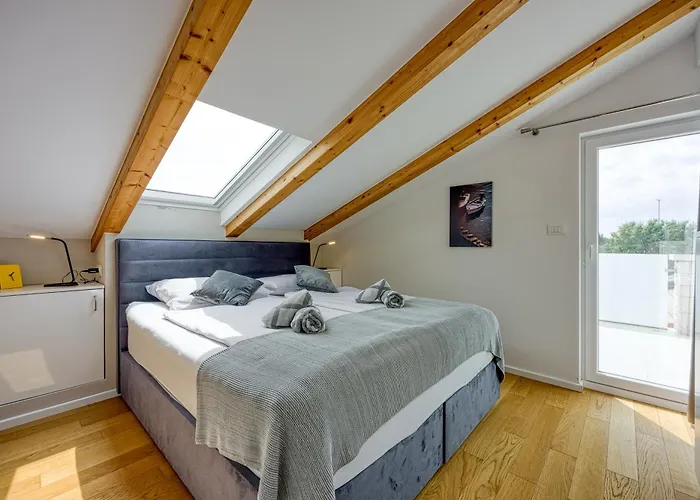 Sea View With Pool Tanja - Happy Vakantiehuis