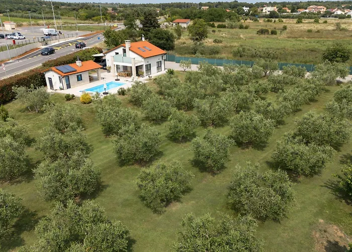 Sea View With Pool - Happy *