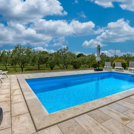Sea View Maria With Pool - Happy Pula