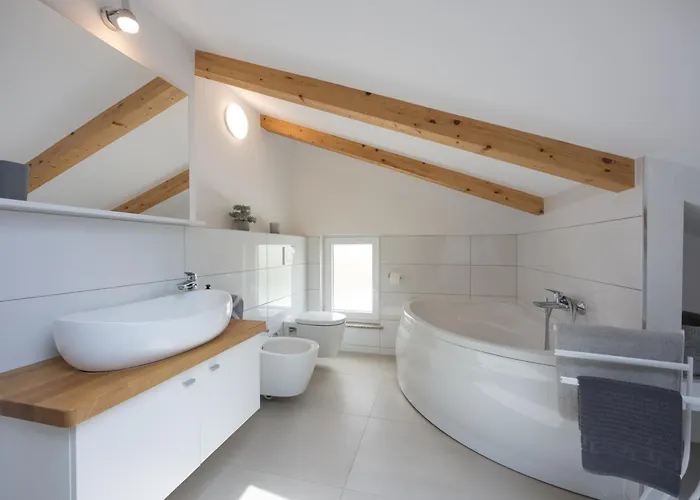 Дом отдыха Sea View With Pool Tanja - Happy Пула