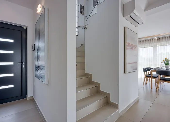 Sea View With Pool Tanja - Happy * Pula