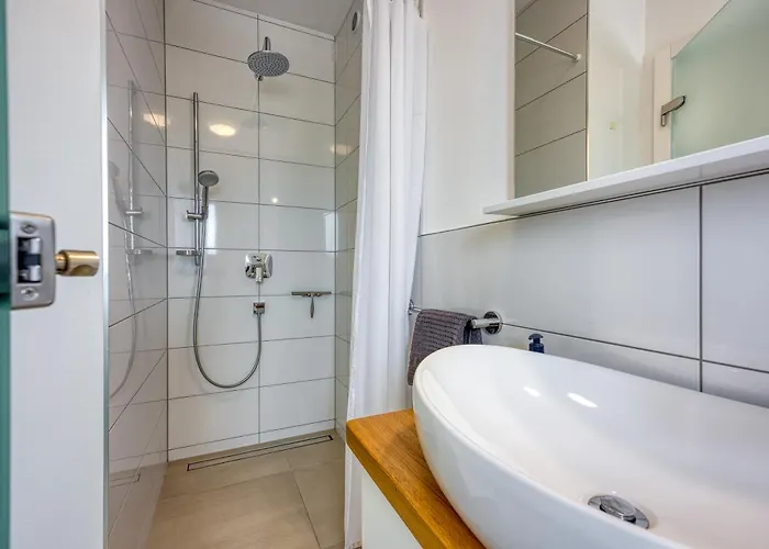 Sea View With Pool Tanja - Happy